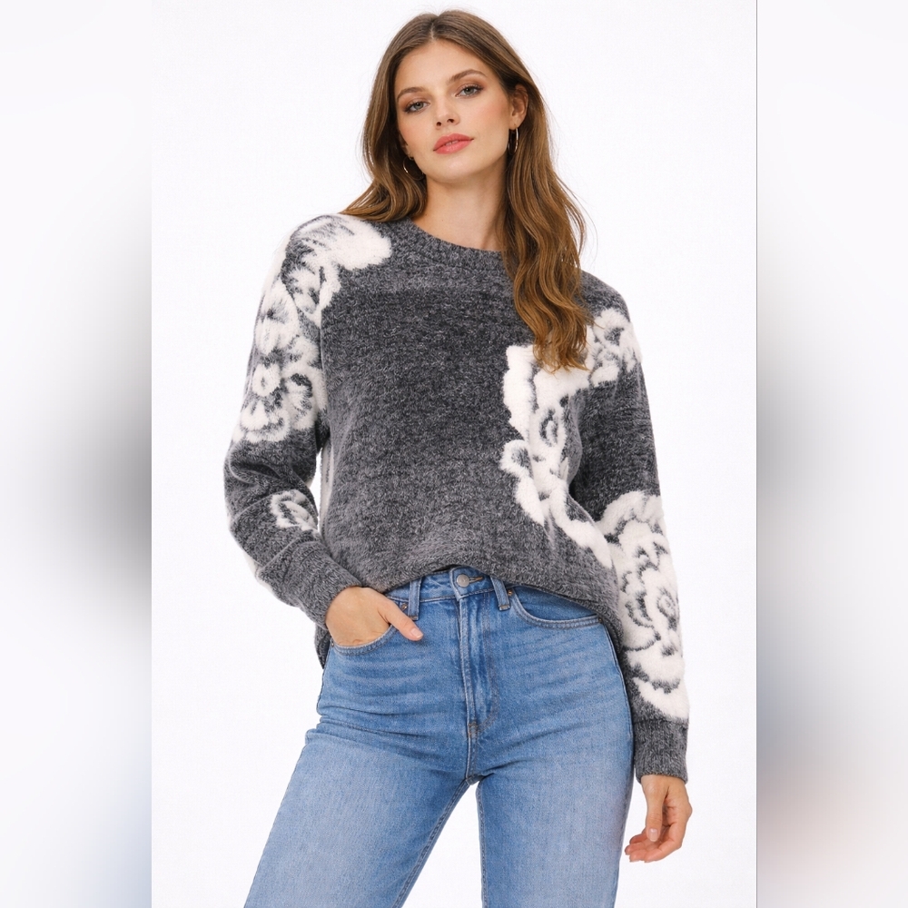 Sam & Jess Floral Knit Sweater Charcoal Ivory Womens M Cozy Soft Pullover